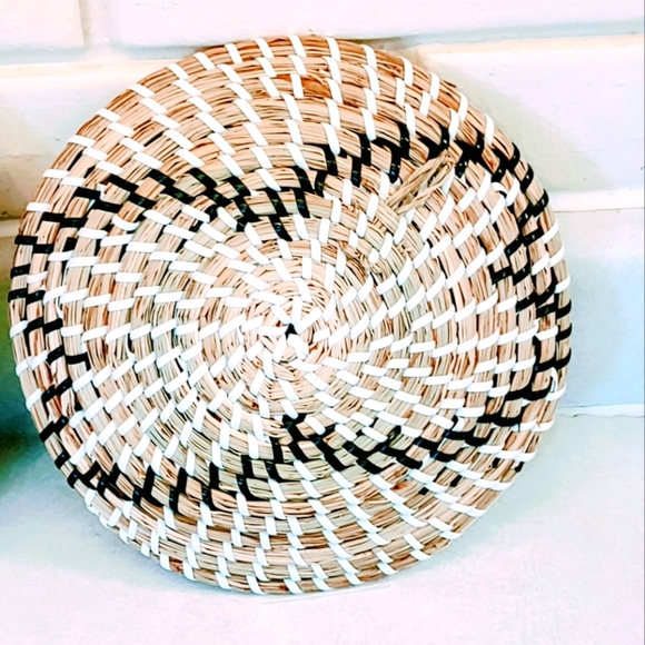 BOHEMIAN BASKET DECOR SET OF 2 DECORATIVE WOVEN HANDMADE BASKETS - Picture 4 of 6